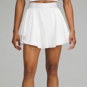 Lululemon Athletica Court Rival White Skirt size 2